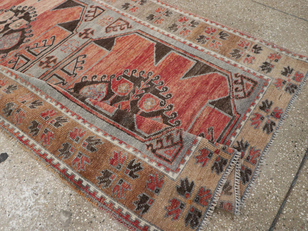 Vintage Turkish Anatolian Long Runner, No.33338 - Staging