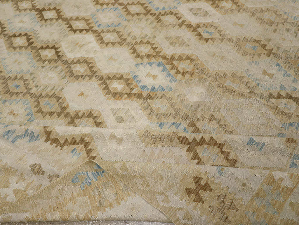 Vintage Turkish Flatweave Kilim Large Room Size Carpet, No.33348 - Staging