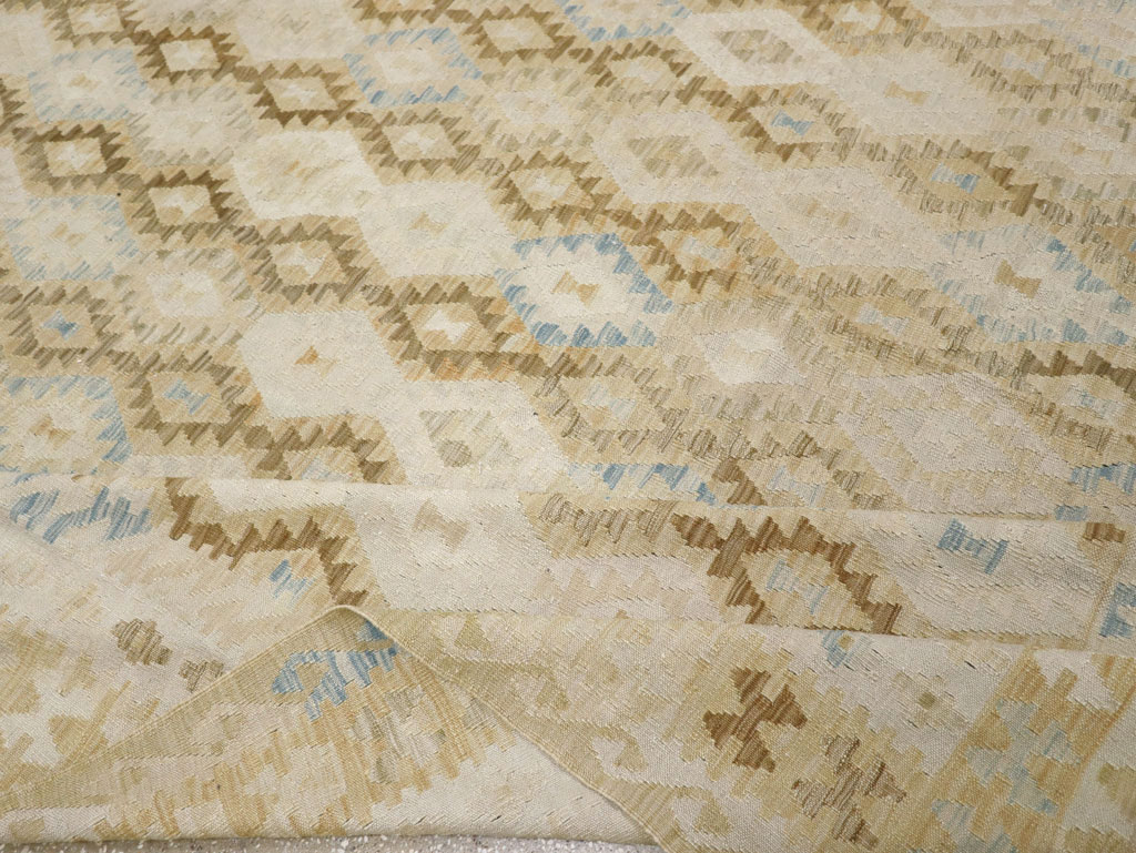 Vintage Turkish Flatweave Kilim Large Room Size Carpet, No.33348 - Staging