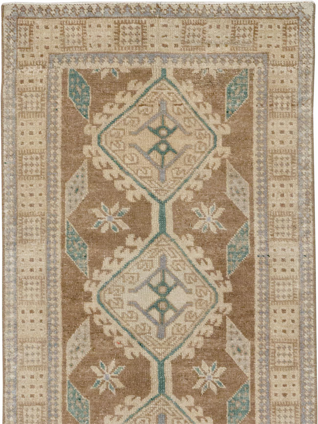 Vintage Persian Serab Runner, No.33358 - Staging