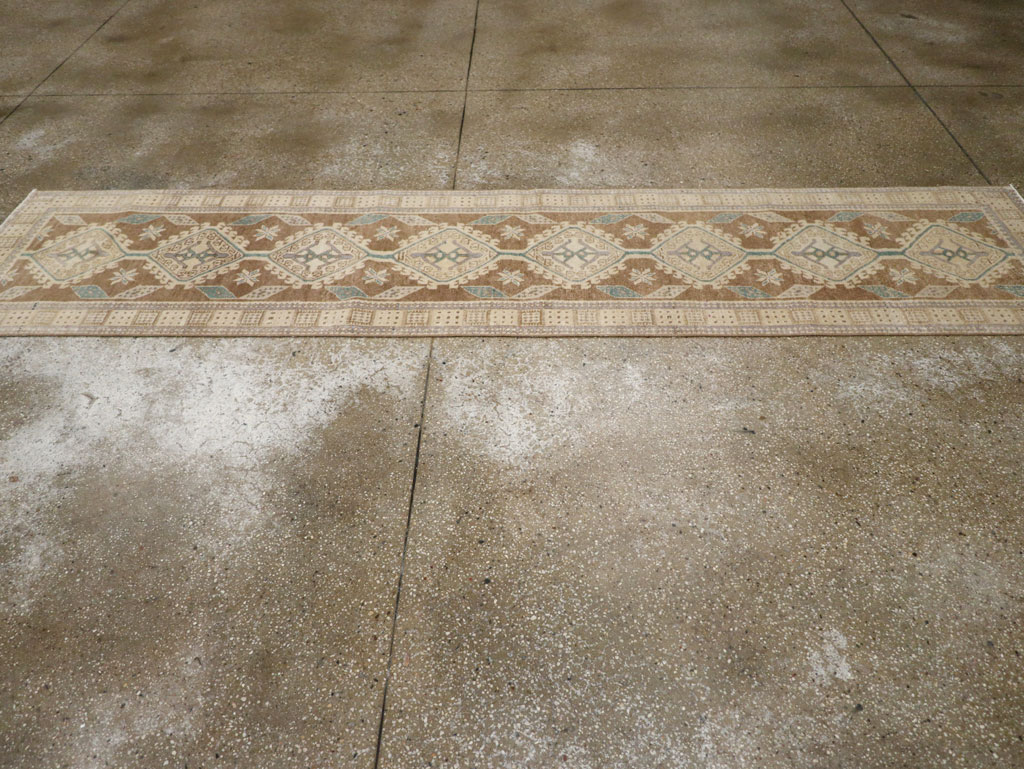 Vintage Persian Serab Runner, No.33358 - Staging