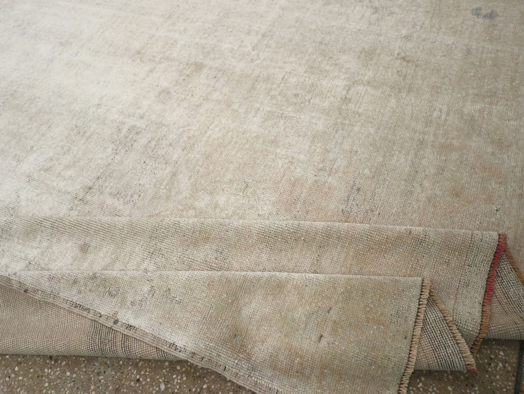 Vintage Turkish Anatolian Accent Carpet, No.33374 - Staging