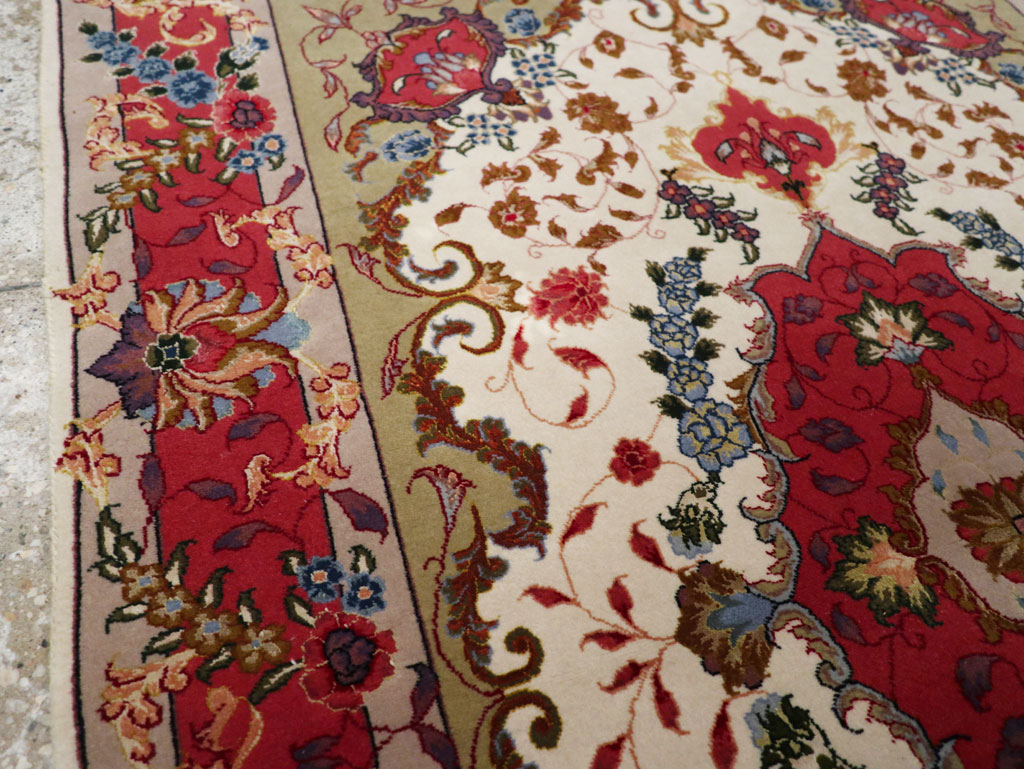 Modern Persian Tabriz Throw Rug, No.33376 - Staging