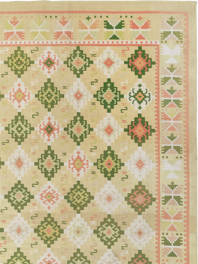 Vintage Indian Flatweave Dhurrie Oversize Carpet, No.33378 - Staging