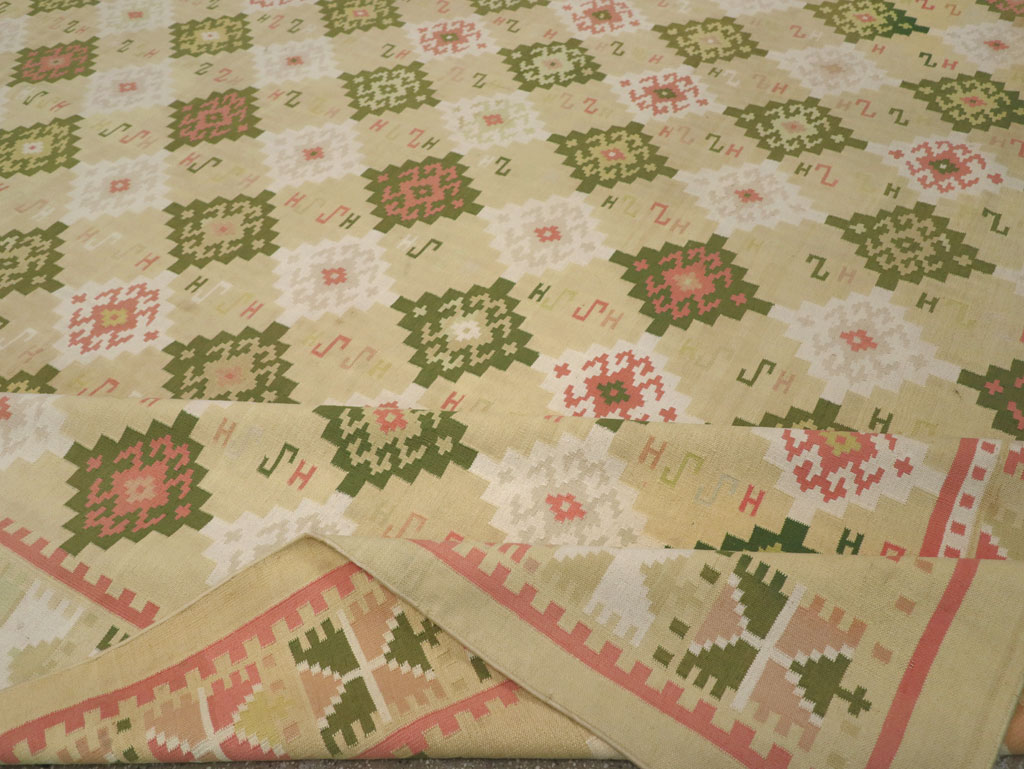 Vintage Indian Flatweave Dhurrie Oversize Carpet, No.33378 - Staging