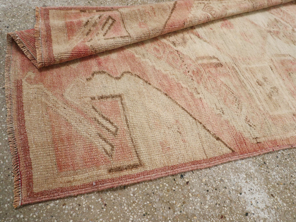 Vintage Turkish Anatolian Runner, No.33384 - Staging