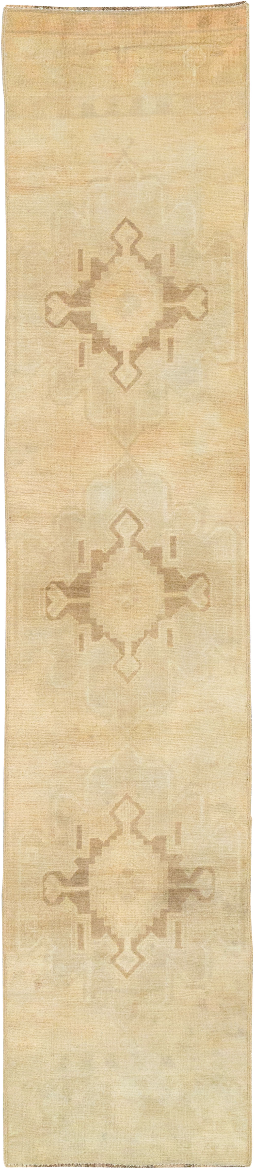 Vintage Turkish Anatolian Runner, No.33385 - Staging