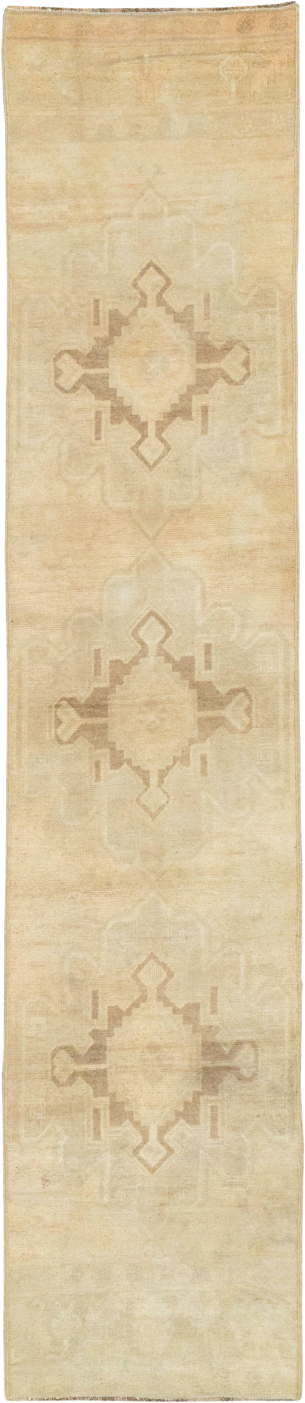 Vintage Turkish Anatolian Runner, No.33385 - Staging