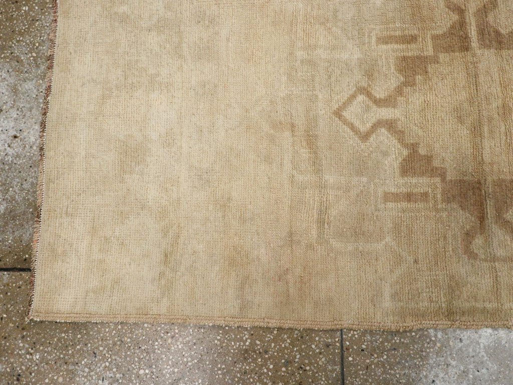 Vintage Turkish Anatolian Runner, No.33385 - Staging