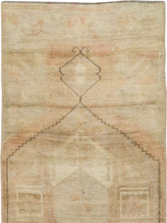 Vintage Turkish Anatolian Runner, No.33386 - Staging