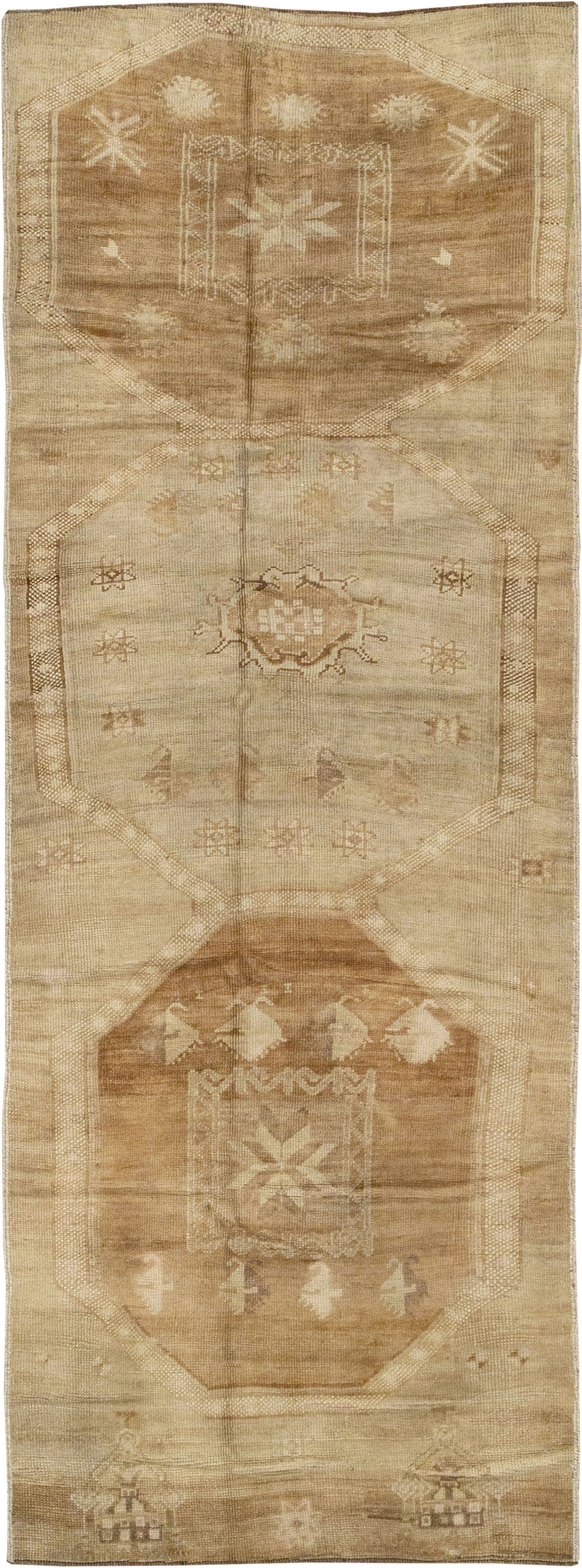 Vintage Turkish Anatolian Wide Runner, No.33387 - Staging