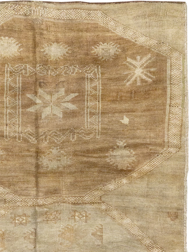 Vintage Turkish Anatolian Wide Runner, No.33387 - Staging