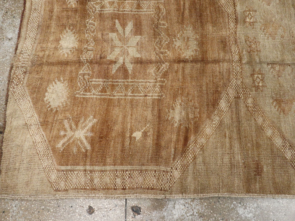 Vintage Turkish Anatolian Wide Runner, No.33387 - Staging