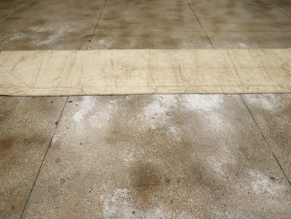 Vintage Turkish Anatolian Runner, No.33388 - Staging