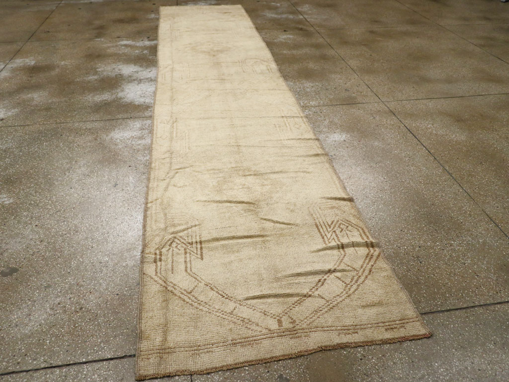 Vintage Turkish Anatolian Runner, No.33388 - Staging