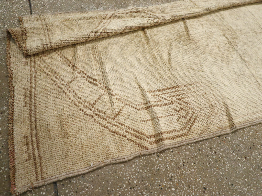 Vintage Turkish Anatolian Runner, No.33388 - Staging