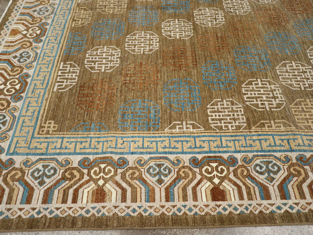 Modern East Turkestan Khotan Room Size Carpet, No.33400 - Staging