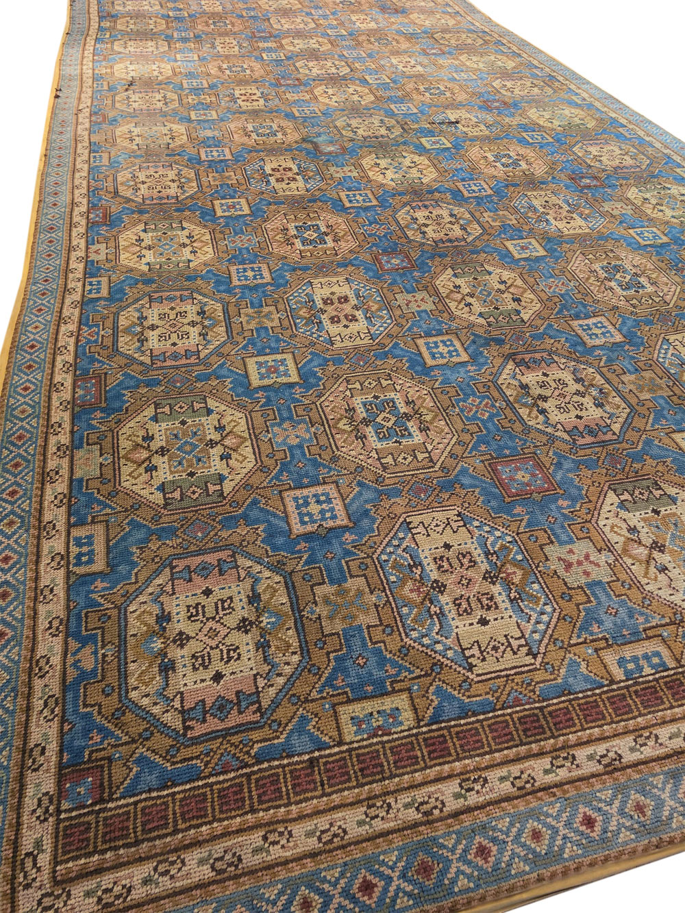 Antique European Oversize Carpet, No.33411 - Staging