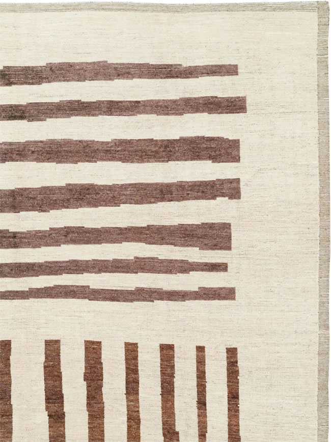 Modern Moroccan Room Size Carpet, No.33418 - Staging