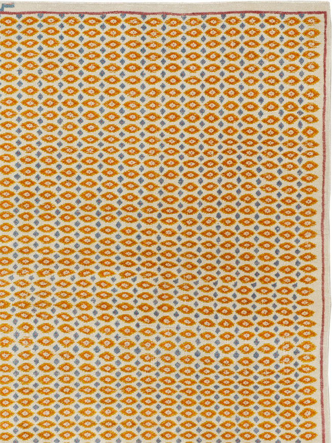 Vintage Persian Kashan Room Size Carpet, No.33419 - Staging