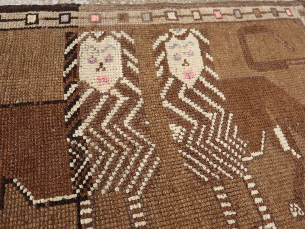 Vintage Turkish Anatolian Pictorial Rug, No.33428 - Staging