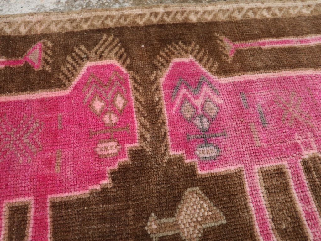 Vintage Turkish Anatolian Pictorial Rug, No.33431 - Staging