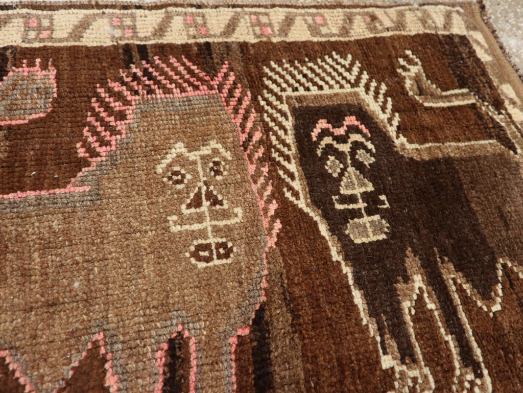 Vintage Turkish Anatolian Pictorial Rug, No.33432 - Staging