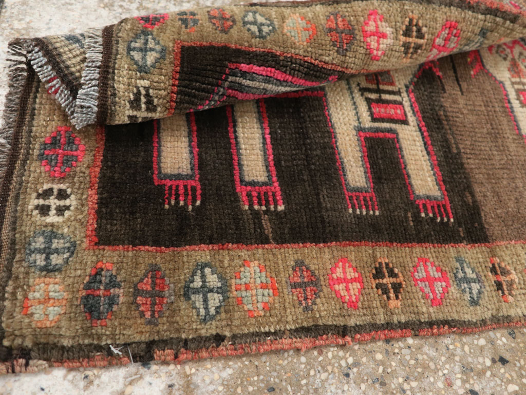 Vintage Turkish Anatolian Pictorial Rug, No.33435 - Staging