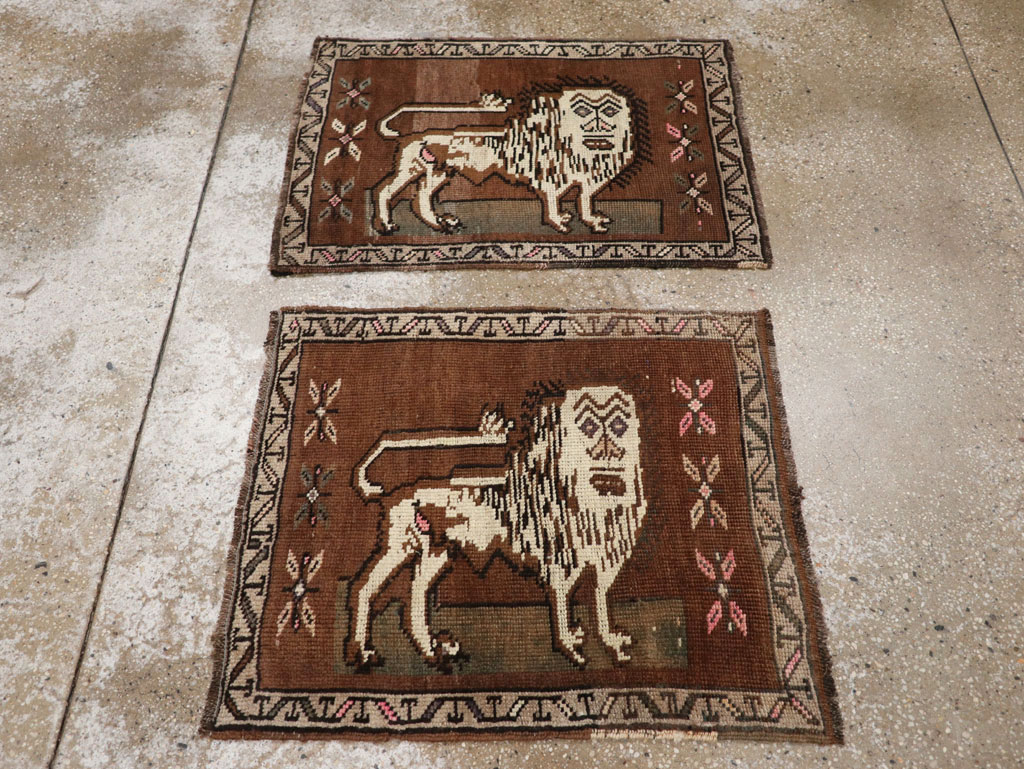 Vintage Turkish Anatolian Pictorial Rug (Pair: 2 of 2), No.33436 - Staging