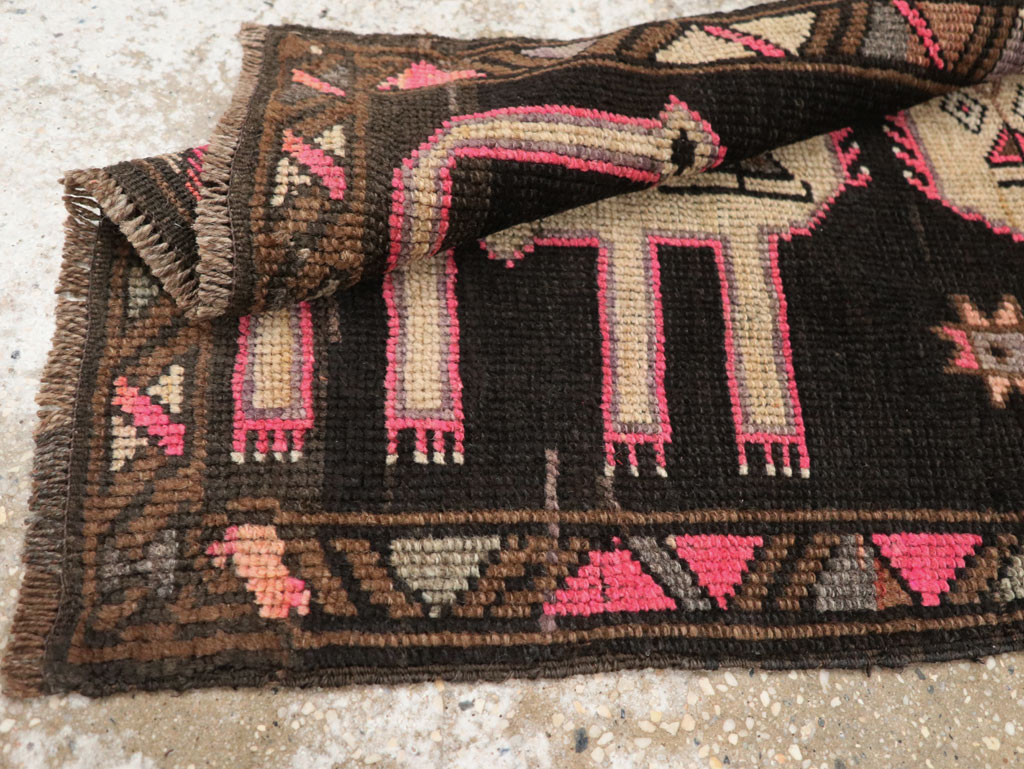 Vintage Turkish Anatolian Pictorial Rug, No.33438 - Staging