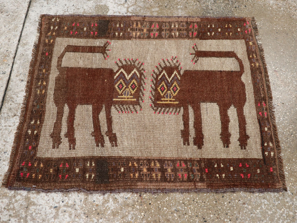 Vintage Turkish Anatolian Pictorial Rug, No.33439 - Staging