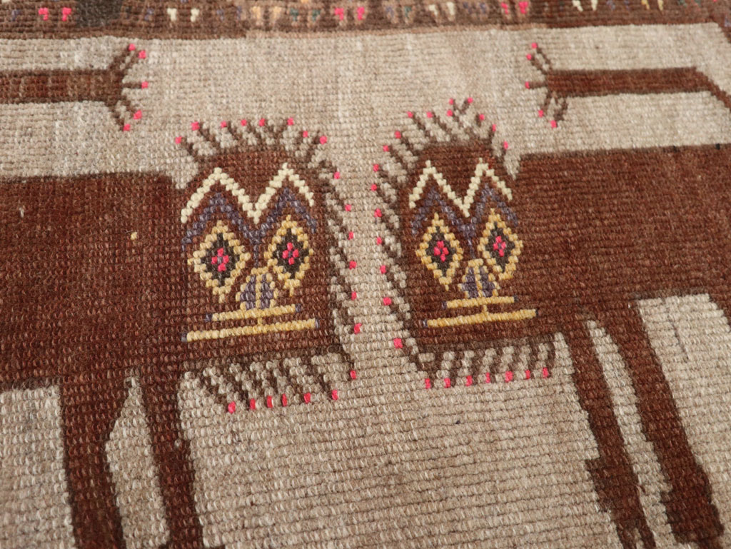 Vintage Turkish Anatolian Pictorial Rug, No.33439 - Staging