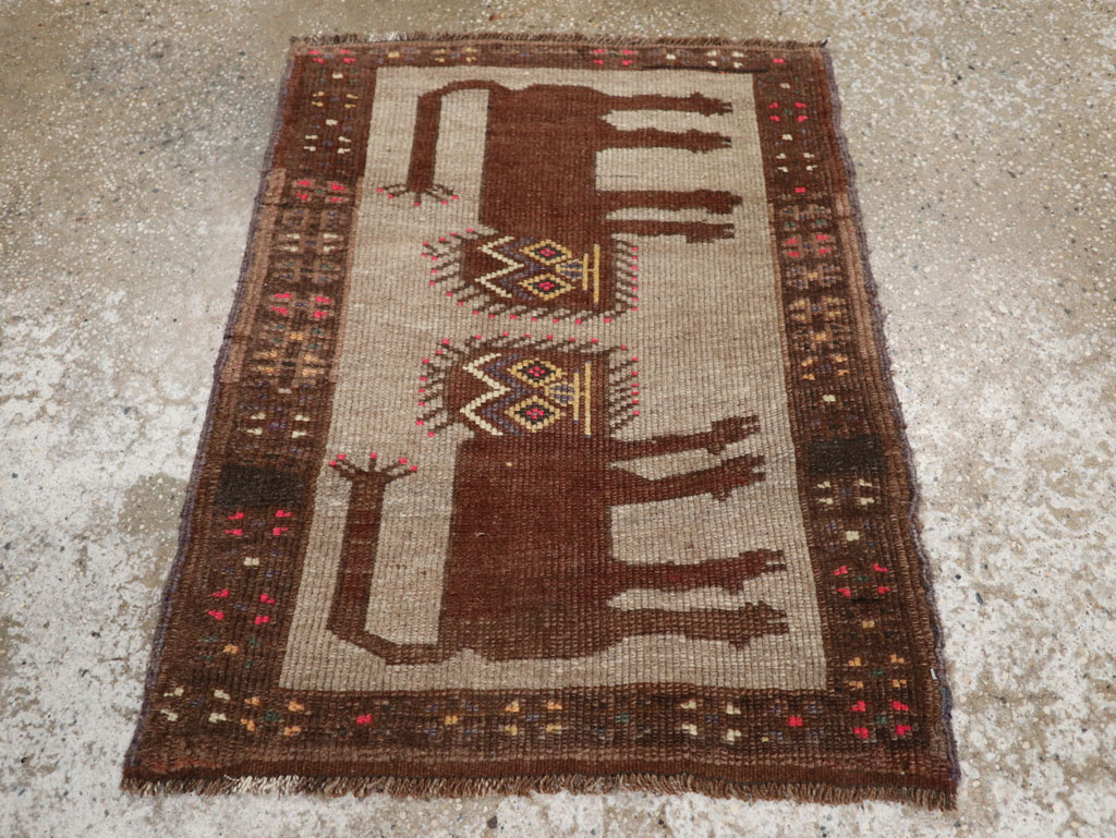 Vintage Turkish Anatolian Pictorial Rug, No.33439 - Staging