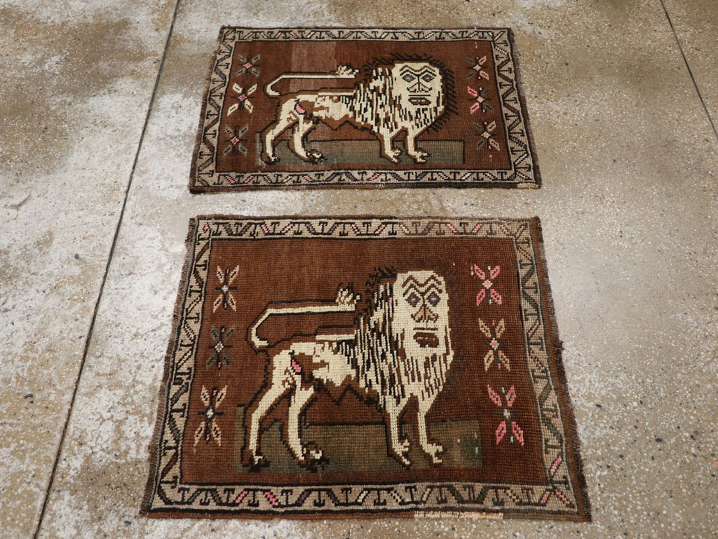 Vintage Turkish Anatolian Pictorial Rug (Pair: 1 of 2), No.33441 - Staging