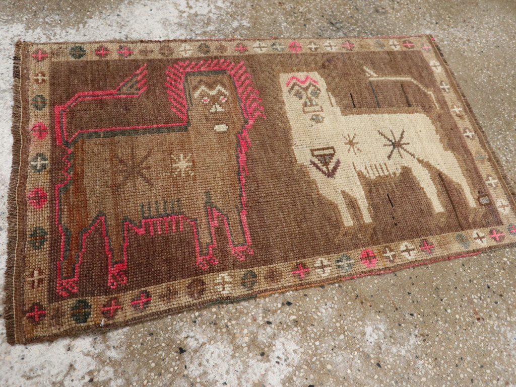 Vintage Turkish Anatolian Pictorial Rug, No.33442 - Staging