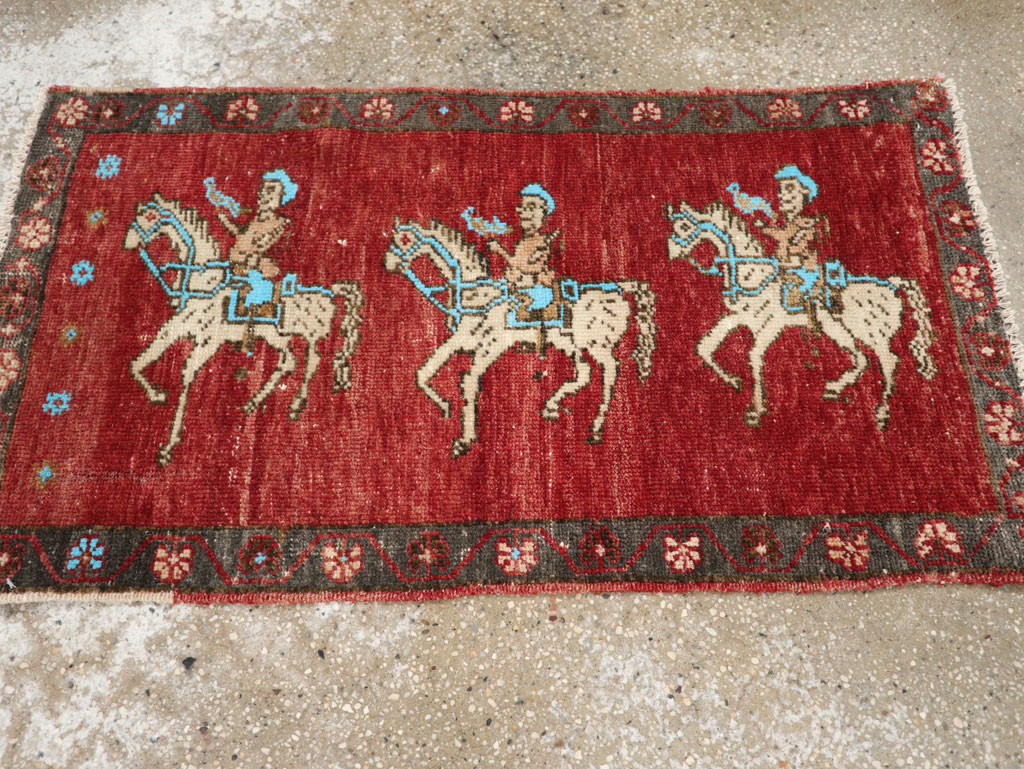 Vintage Turkish Anatolian Pictorial Rug, No.33443 - Staging