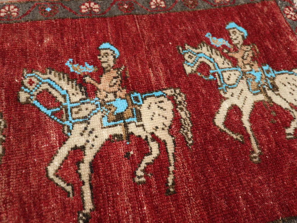 Vintage Turkish Anatolian Pictorial Rug, No.33443 - Staging