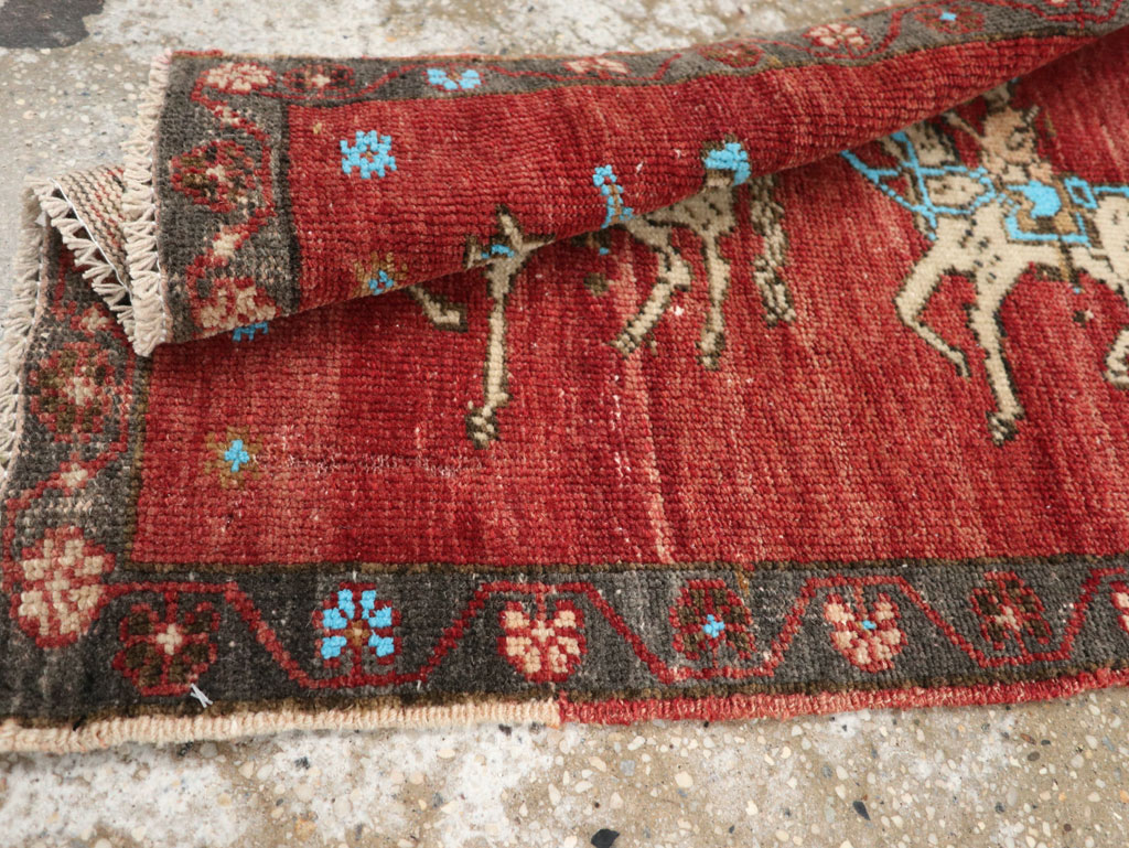 Vintage Turkish Anatolian Pictorial Rug, No.33443 - Staging