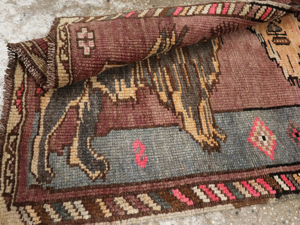 Vintage Turkish Anatolian Pictorial Rug, No.33445 - Staging