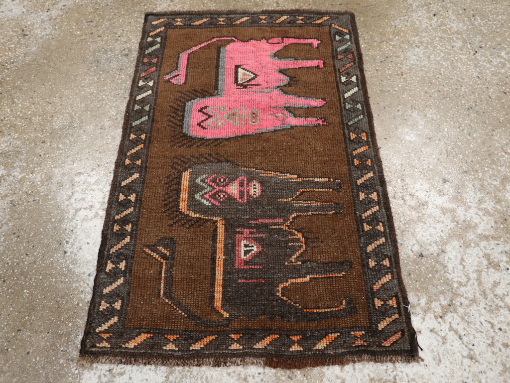 Vintage Turkish Anatolian Pictorial Rug, No.33446 - Staging