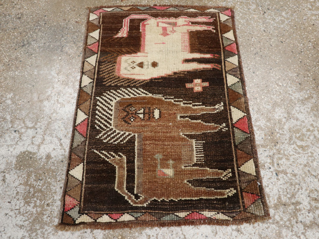 Vintage Turkish Anatolian Pictorial Rug, No.33447 - Staging