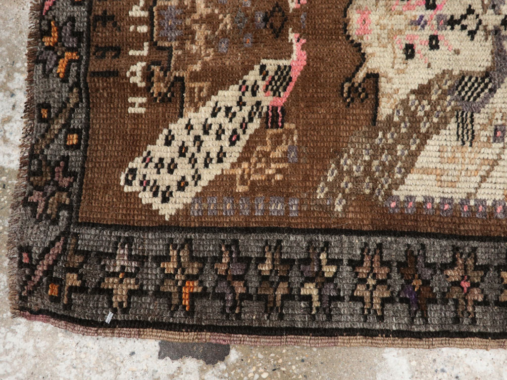 Vintage Turkish Anatolian Throw Rug, No.33450 - Staging