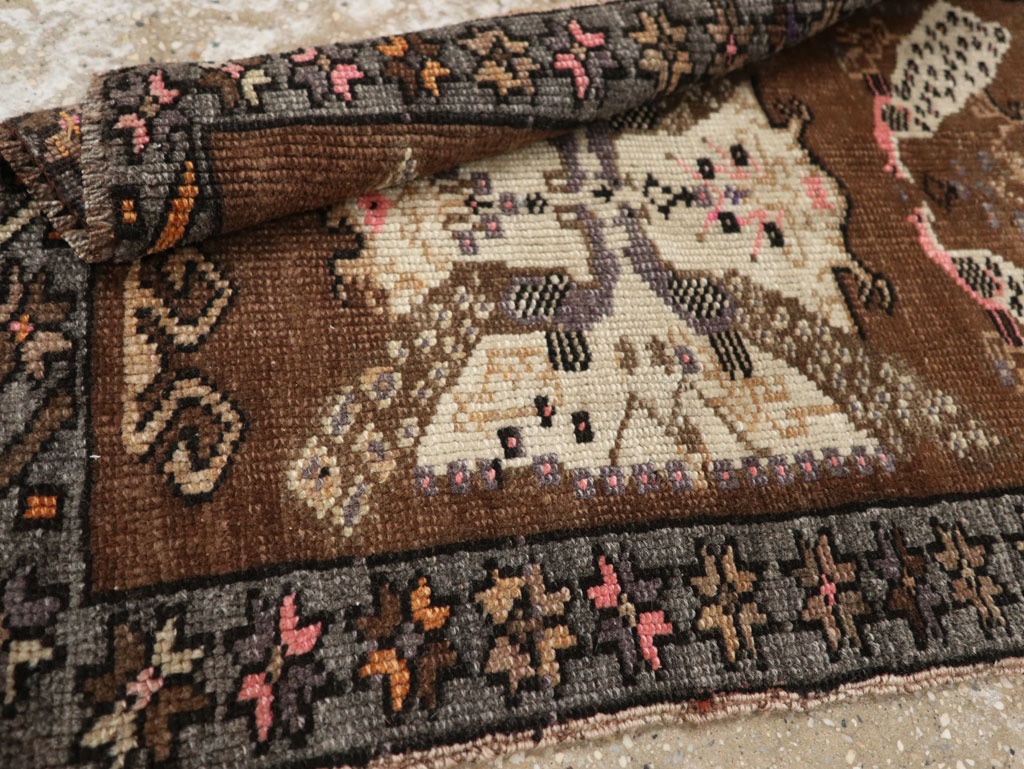 Vintage Turkish Anatolian Throw Rug, No.33450 - Staging