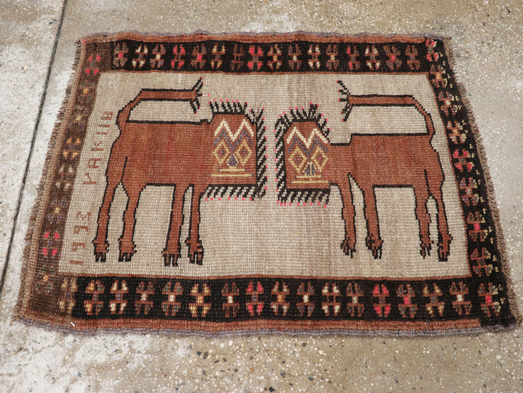 Vintage Turkish Anatolian Pictorial Rug, No.33453 - Staging