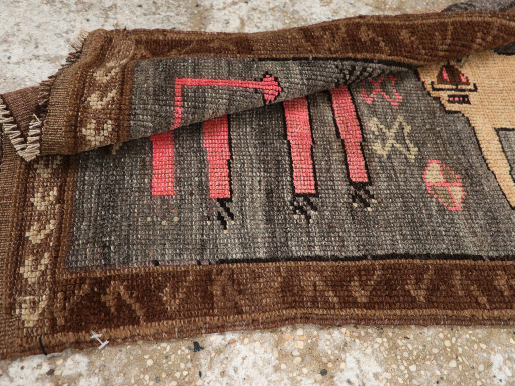 Vintage Turkish Anatolian Pictorial Rug, No.33454 - Staging