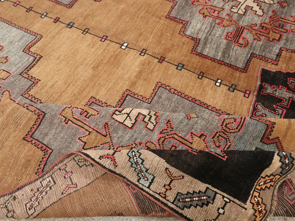 Vintage Turkish Anatolian Room Size Carpet, No.33462 - Staging