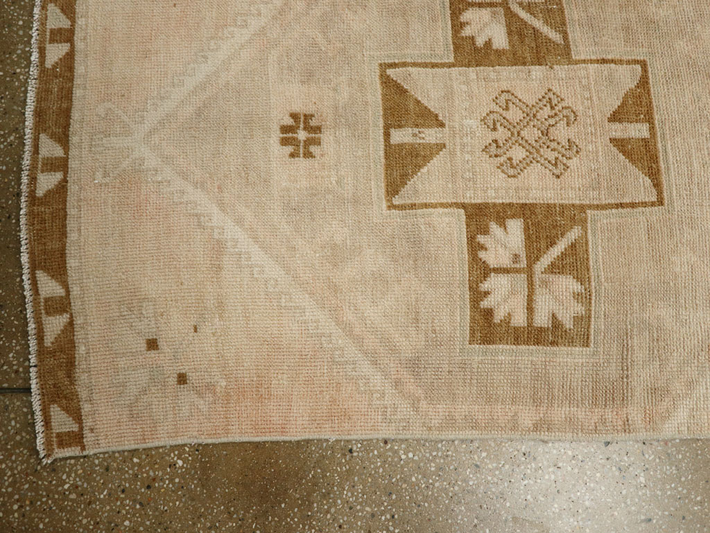 Vintage Turkish Anatolian Long Runner, No.33475 - Staging