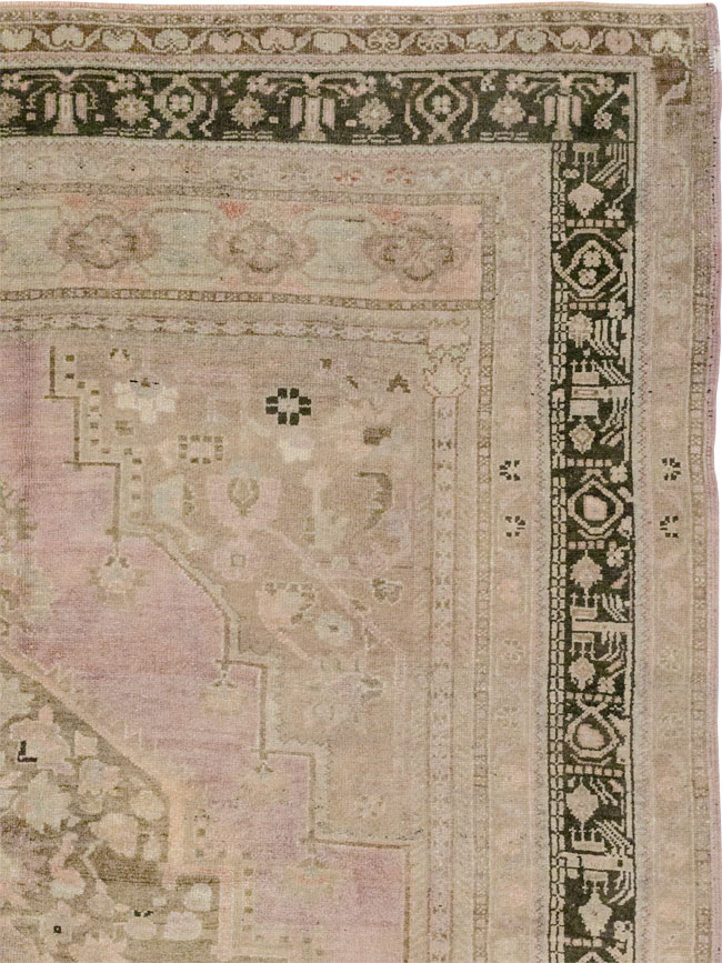 Vintage Turkish Anatolian Small Room Size Carpet, No.33480 - Staging