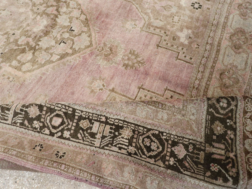 Vintage Turkish Anatolian Small Room Size Carpet, No.33480 - Staging