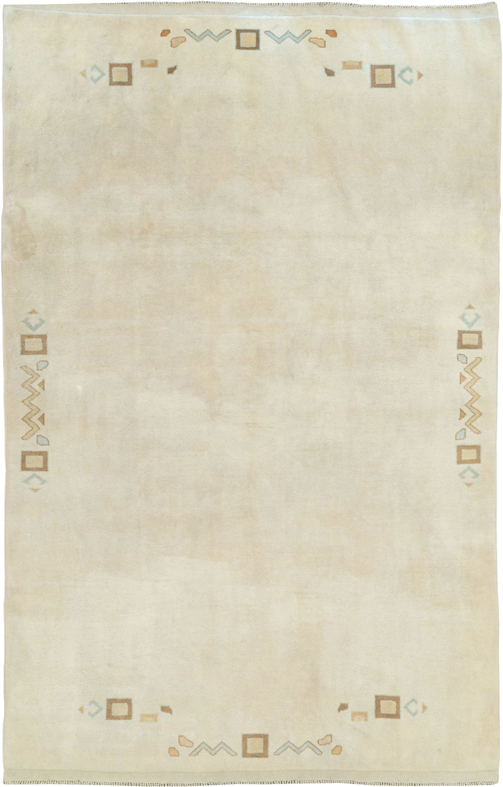 Modern Turkish Accent Rug, No.33482 - Staging